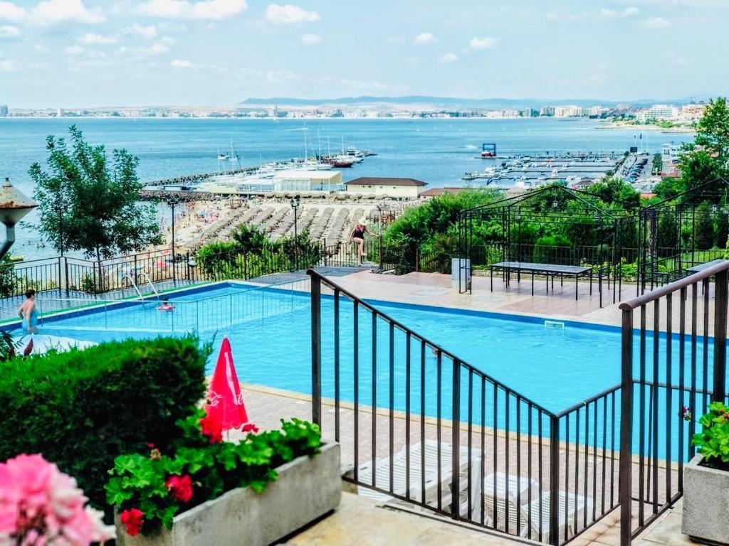 Dolce Vita Sea View Apartment Sveti Vlas Exteriér fotografie