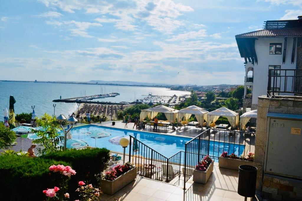 Dolce Vita Sea View Apartment Sveti Vlas Exteriér fotografie